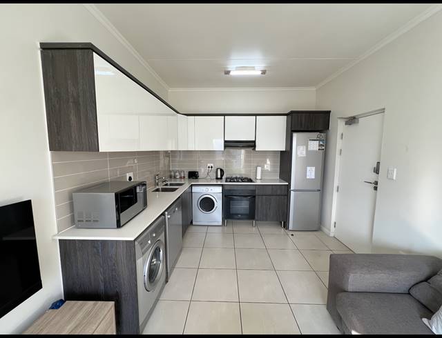 1 BEDROOM APARTMENT TO LET IN PARKLANDS